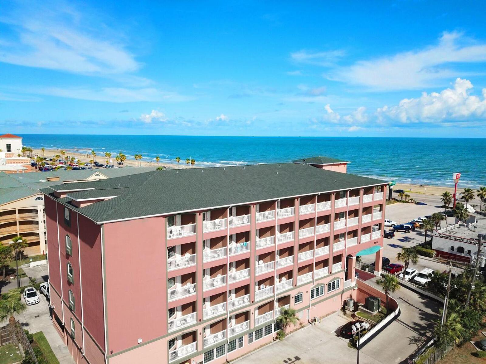 Quality Inn & Suites Galveston - Beachfront